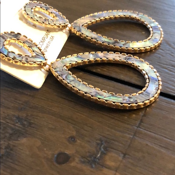 Abalone Gold Tear Drop Stud Earrings - Picture 3 of 4